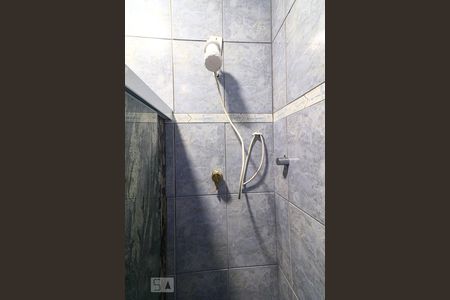 Casa para alugar com 75m², 2 quartos e sem vaga Casa para alugar com 75m², 2 quartos e sem vagaBanheiro da Suíte