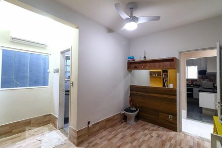 Casa para alugar com 75m², 2 quartos e sem vaga Casa para alugar com 75m², 2 quartos e sem vagaSuíte