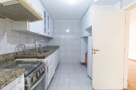 Apartamento à venda com 119m², 3 quartos e 1 vaga Apartamento à venda com 119m², 3 quartos e 1 vagaCozinha