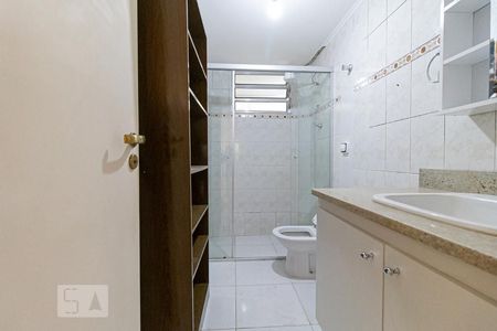 Apartamento à venda com 119m², 3 quartos e 1 vaga Apartamento à venda com 119m², 3 quartos e 1 vagaBanheiro