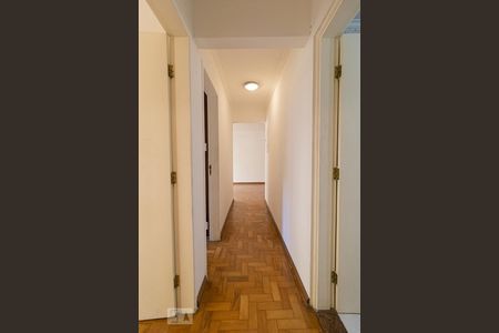 Apartamento à venda com 119m², 3 quartos e 1 vaga Apartamento à venda com 119m², 3 quartos e 1 vagaCorredor