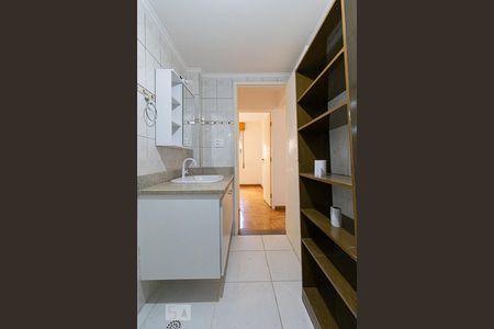 Apartamento à venda com 119m², 3 quartos e 1 vaga Apartamento à venda com 119m², 3 quartos e 1 vagaBanheiro