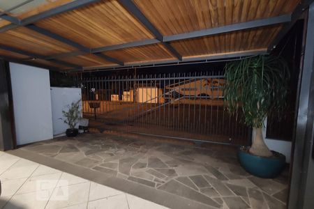 Casa à venda com 180m², 3 quartos e 2 vagasGaragem