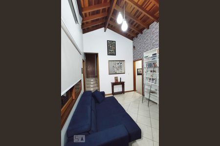 Casa à venda com 180m², 3 quartos e 2 vagasSala 2