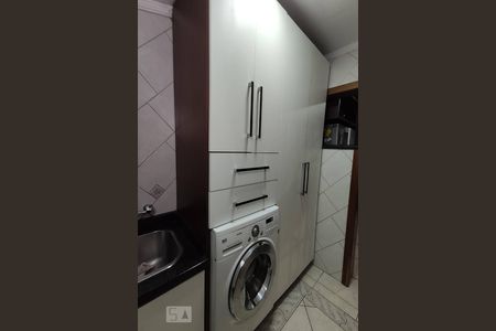 Casa à venda com 180m², 3 quartos e 2 vagasÁrea de Serviço