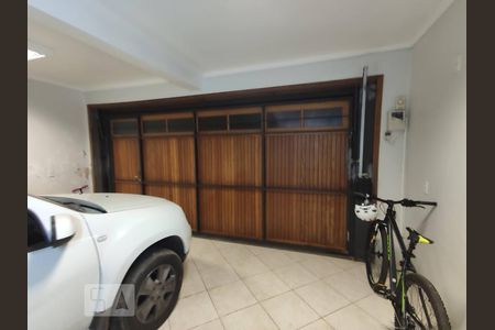 Casa à venda com 180m², 3 quartos e 2 vagasGaragem