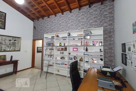 Casa à venda com 180m², 3 quartos e 2 vagasSala 2