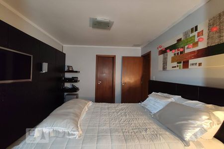 Casa à venda com 180m², 3 quartos e 2 vagasQuarto 1 suíte