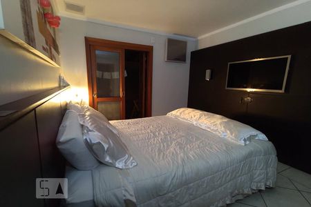 Casa à venda com 180m², 3 quartos e 2 vagasQuarto 1 suíte