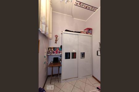 Casa à venda com 180m², 3 quartos e 2 vagasQuarto 2