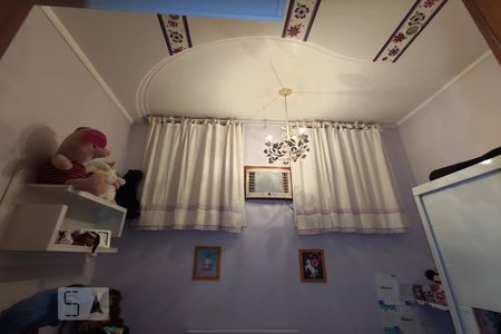 Casa à venda com 180m², 3 quartos e 2 vagasQuarto 2