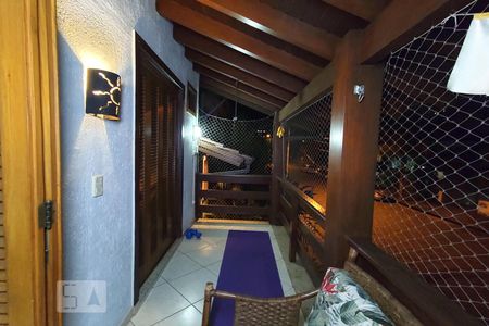 Casa à venda com 180m², 3 quartos e 2 vagasSacada Quarto 1 suíte