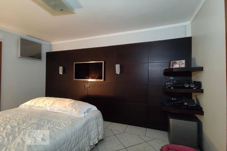 Casa à venda com 180m², 3 quartos e 2 vagasQuarto 1 suíte