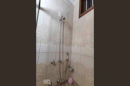 Casa à venda com 180m², 3 quartos e 2 vagasBanheiro da Suíte 1