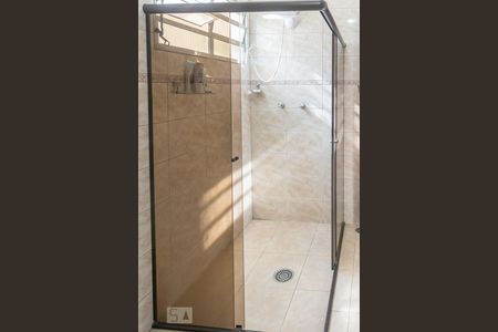 Casa à venda com 250m², 3 quartos e 2 vagas Casa à venda com 250m², 3 quartos e 2 vagasBox da Suíte