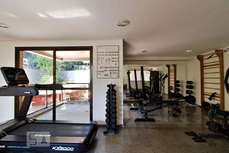 Apartamento para alugar com 197m², 4 quartos e 3 vagasÁrea comum - Academia