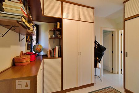 Apartamento para alugar com 197m², 4 quartos e 3 vagasHall das Suíte 3 e 4