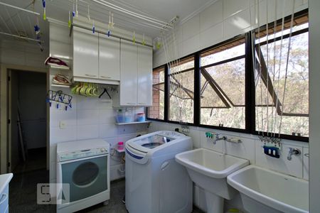 Apartamento para alugar com 197m², 4 quartos e 3 vagasÁrea de Serviço