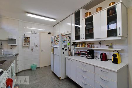 Apartamento para alugar com 197m², 4 quartos e 3 vagasCozinha