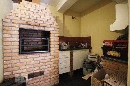 Casa à venda com 205m², 4 quartos e 3 vagasChurrasqueira