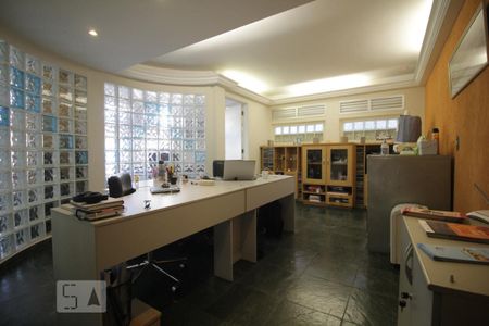 Casa à venda com 205m², 4 quartos e 3 vagasEscritório