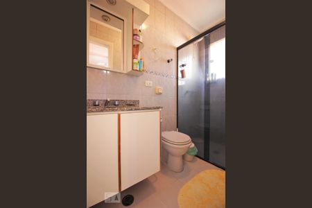 Casa à venda com 205m², 4 quartos e 3 vagasBanheiro da suíte 2