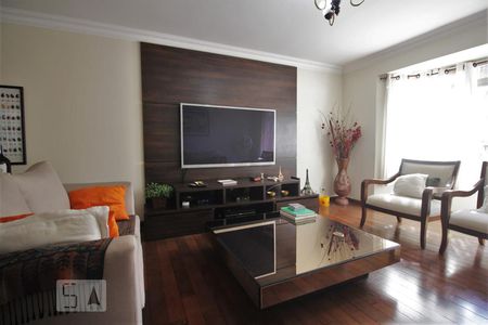 Sala de casa à venda com 4 quartos, 205m² em Lar São Paulo, São Paulo