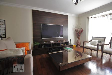 Sala de casa para alugar com 4 quartos, 205m² em Lar São Paulo, São Paulo