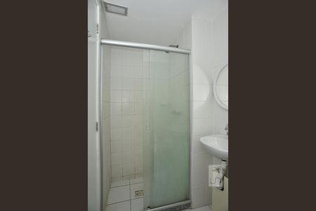 Apartamento à venda com 74m², 3 quartos e 1 vagaBanheiro da Suíte