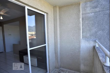 Varanda de apartamento à venda com 3 quartos, 74m² em Taquara, Rio de Janeiro