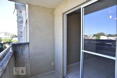 varanda de apartamento à venda com 3 quartos, 74m² em Taquara, Rio de Janeiro