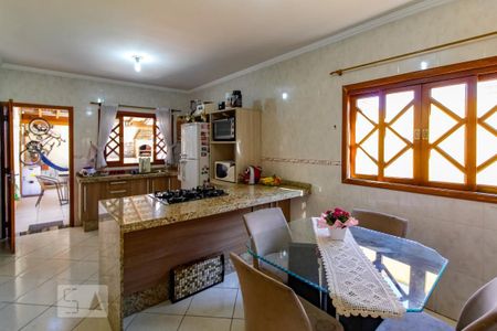 Casa para alugar com 125m², 3 quartos e 2 vagasCopa e Cozinha