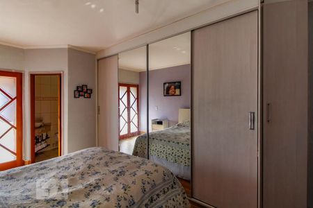 Casa para alugar com 125m², 3 quartos e 2 vagasSuíte