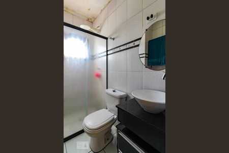 Casa para alugar com 125m², 3 quartos e 2 vagasBanheiro Social