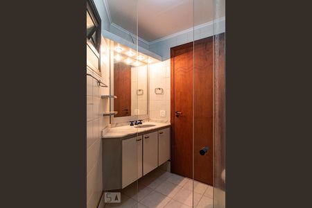 Apartamento para alugar com 180m², 5 quartos e 2 vagasBanheiro