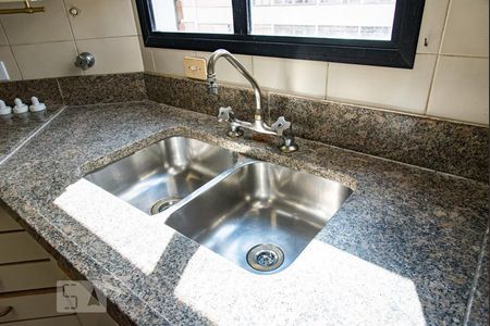 Apartamento para alugar com 180m², 5 quartos e 2 vagasPia