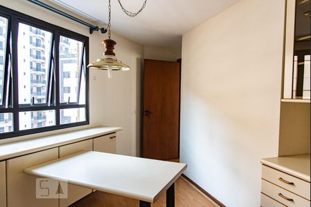 Apartamento para alugar com 180m², 5 quartos e 2 vagasSala de almoço