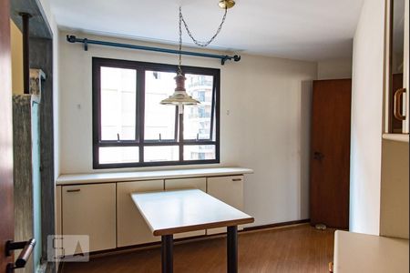 Apartamento para alugar com 180m², 5 quartos e 2 vagasSala de almoço