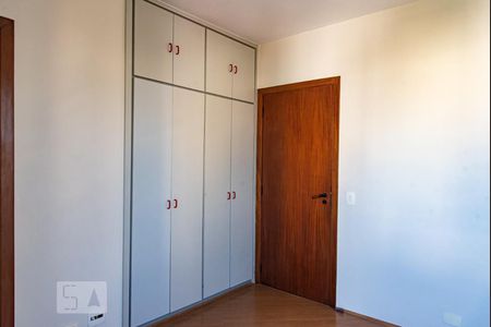 Apartamento para alugar com 180m², 5 quartos e 2 vagasSuíte 1