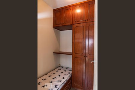 Apartamento para alugar com 180m², 5 quartos e 2 vagasQuarto de Serviço