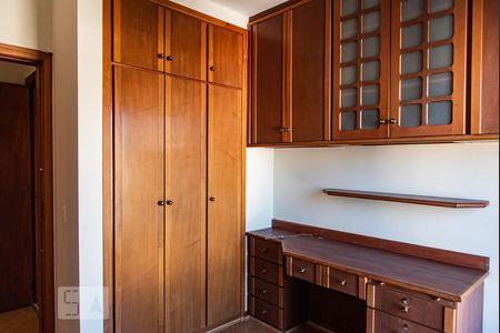 Apartamento para alugar com 180m², 5 quartos e 2 vagasQuarto 1