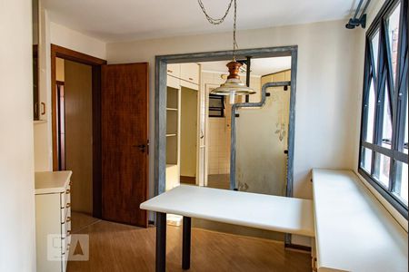 Apartamento para alugar com 180m², 5 quartos e 2 vagasSala de almoço