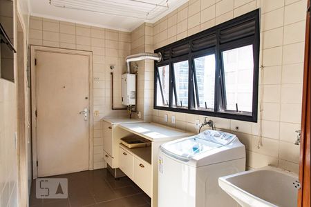 Apartamento para alugar com 180m², 5 quartos e 2 vagasÁrea de serviço