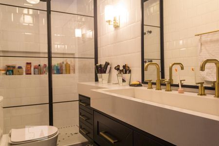 Banheiro da Suite 1 de casa de condomínio à venda com 2 quartos, 110m² em Vila Olímpia, São Paulo
