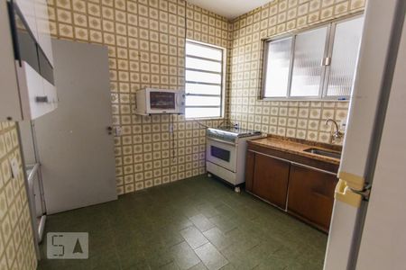 Casa de condomínio à venda com 300m², 5 quartos e 2 vagasCozinha