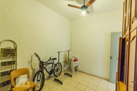 Casa de condomínio à venda com 300m², 5 quartos e 2 vagasQuarto 2
