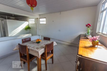 Casa de condomínio à venda com 300m², 5 quartos e 2 vagasSala 3