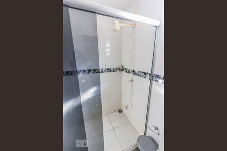 Casa de condomínio à venda com 300m², 5 quartos e 2 vagasBanheiro Suíte 2