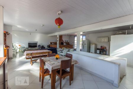 Casa de condomínio à venda com 300m², 5 quartos e 2 vagasSala 3