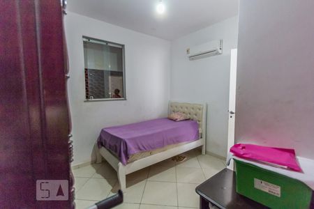 Casa de condomínio à venda com 300m², 5 quartos e 2 vagasQuarto 3